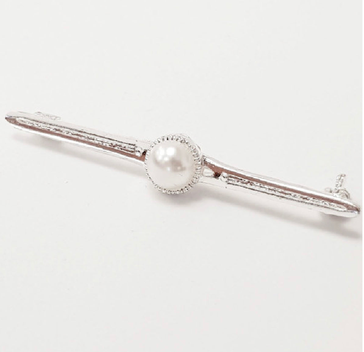Stock Pin - Pearl