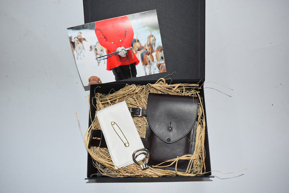 Mounted Phone Case & Hunting Stock Gift Box